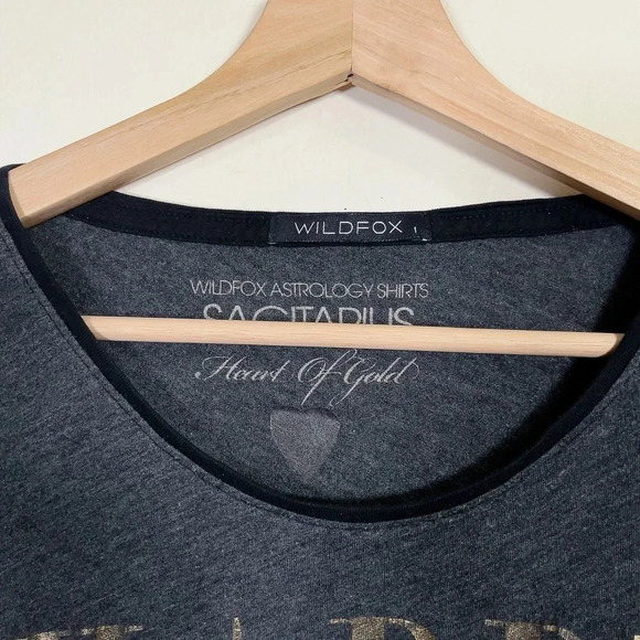 WILDFOX | ASTROLOGY SHIRT HAPPY  GO LUCK TEE - Picture 7 of 11